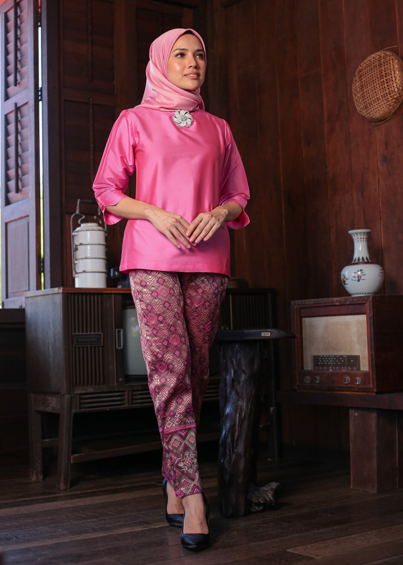 Songket Bali Fuschia